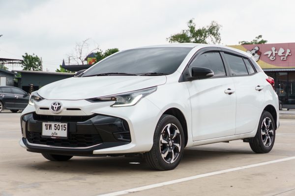 TOYOTA YARIS 1.2 SMART AT 2023 จด 2024 - Image 3