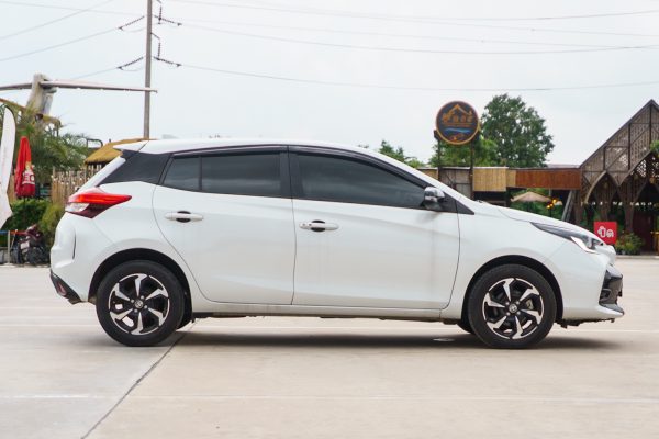 TOYOTA YARIS 1.2 SMART AT 2023 จด 2024 - Image 6