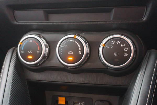 MAZDA 2 1.3 S AT 2020 จด 2021 - Image 24