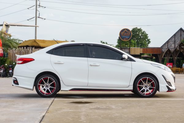 TOYOTA YARIS ATIV 1.2 E AT 2019 - Image 6