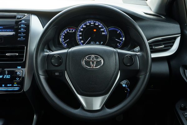 TOYOTA YARIS ATIV 1.2 E AT 2019 - Image 16
