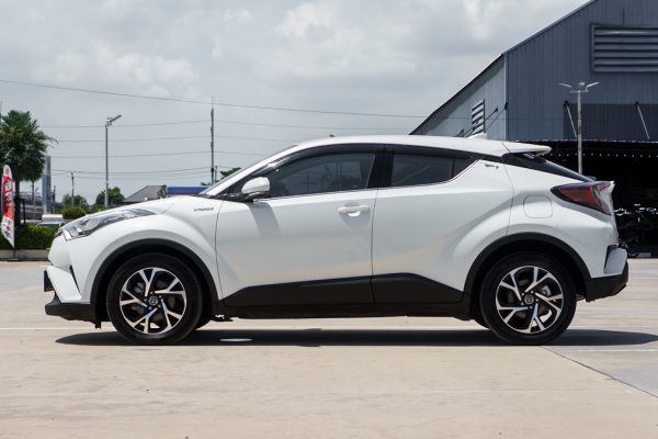 TOYOTA C-HR 1.8 HYBRID HI AT 2019 - Image 7