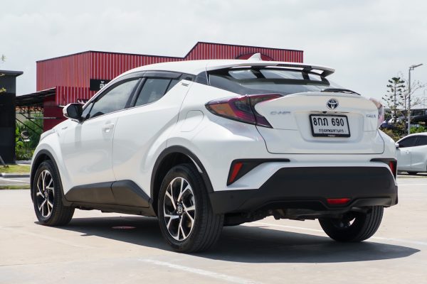 TOYOTA C-HR 1.8 HYBRID HI AT 2019 - Image 8