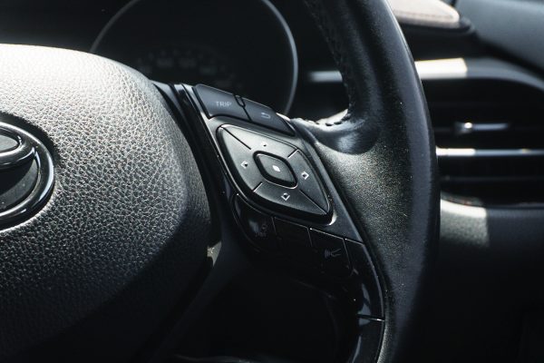 TOYOTA C-HR 1.8 HYBRID HI AT 2019 - Image 20