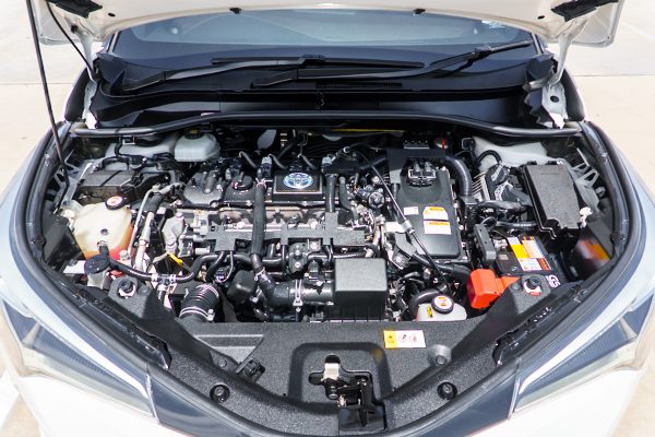 TOYOTA C-HR 1.8 HYBRID HI AT 2019 - Image 30