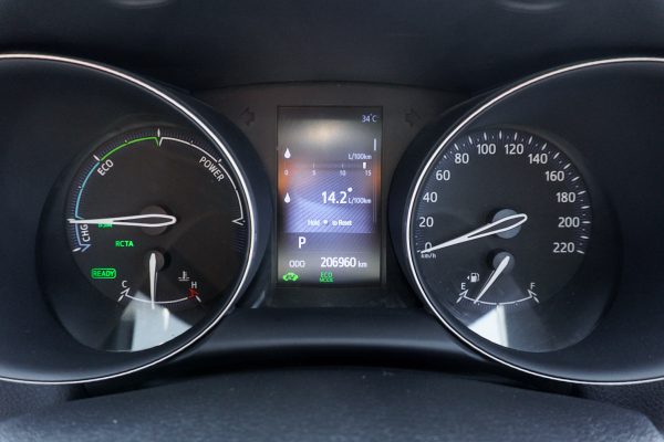 TOYOTA C-HR 1.8 HYBRID HI AT 2019 - Image 32