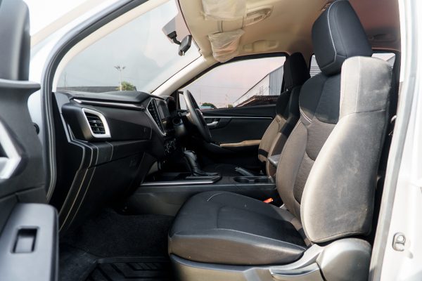 ISUZU D-MAX CAB 4 1.9 L DA AT 2022 จด 2023 - Image 14