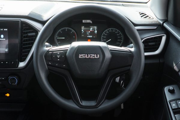 ISUZU D-MAX CAB 4 1.9 L DA AT 2022 จด 2023 - Image 17