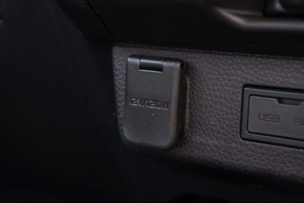 ISUZU D-MAX CAB 4 1.9 L DA AT 2022 จด 2023 - Image 24