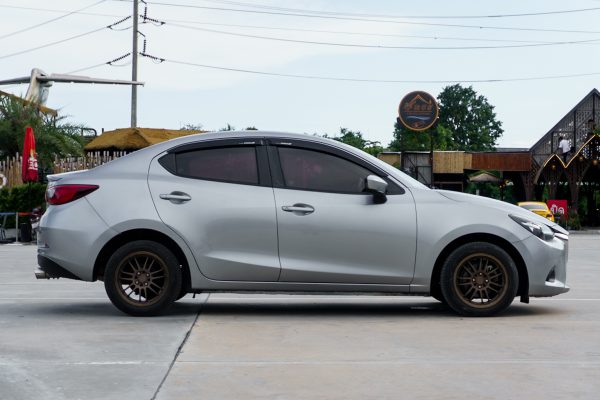 MAZDA 2 1.3 STANDARD AT 2016 - Image 6