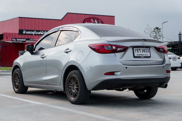 MAZDA 2 1.3 STANDARD AT 2016 - Image 8