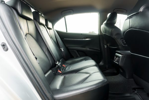 TOYOTA CAMRY 2.0 G AT 2018 (5กณ5951) - Image 13