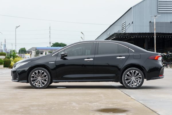 TOYOTA ALTIS 1.8 e:HEV PREMIUM AT 2022 (2ขฬ4060) - Image 7
