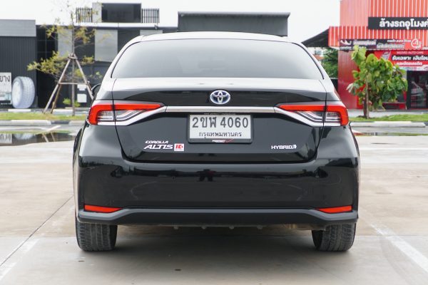 TOYOTA ALTIS 1.8 e:HEV PREMIUM AT 2022 (2ขฬ4060) - Image 9