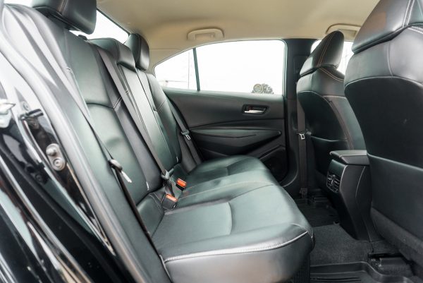 TOYOTA ALTIS 1.8 e:HEV PREMIUM AT 2022 (2ขฬ4060) - Image 14