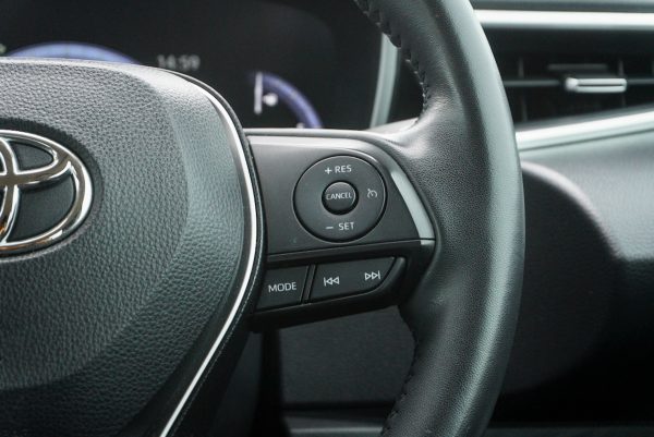 TOYOTA ALTIS 1.8 e:HEV PREMIUM AT 2022 (2ขฬ4060) - Image 21