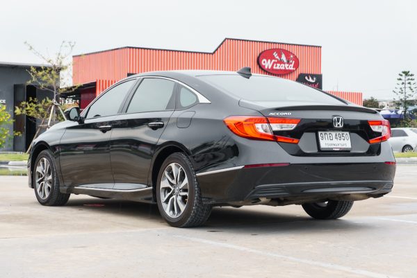 HONDA ACCORD 1.5 EL TURBO AT 2020 (9กอ4950) - Image 8
