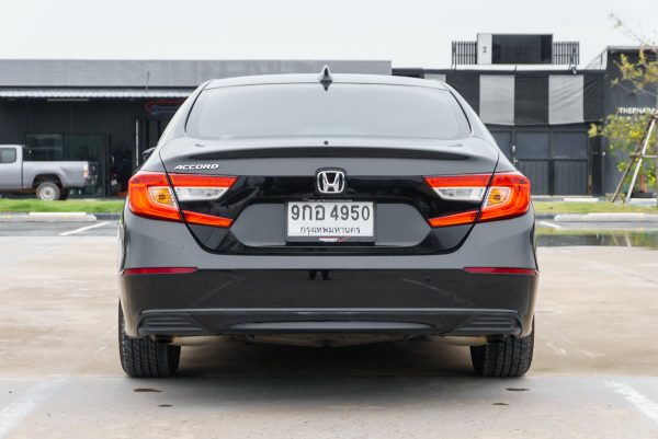 HONDA ACCORD 1.5 EL TURBO AT 2020 (9กอ4950) - Image 9