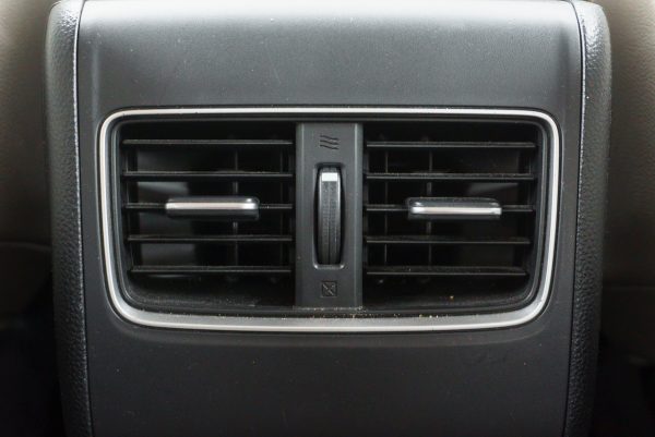 HONDA ACCORD 1.5 EL TURBO AT 2020 (9กอ4950) - Image 17