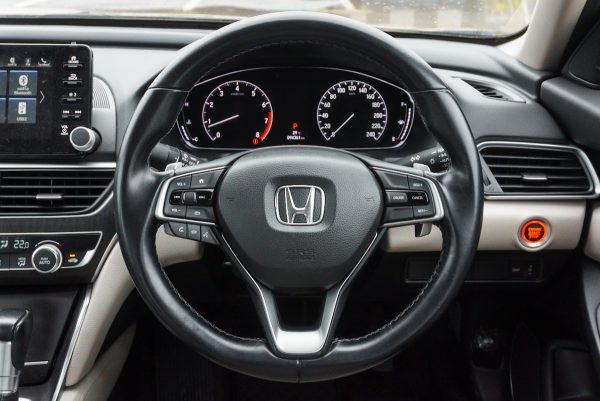 HONDA ACCORD 1.5 EL TURBO AT 2020 (9กอ4950) - Image 18