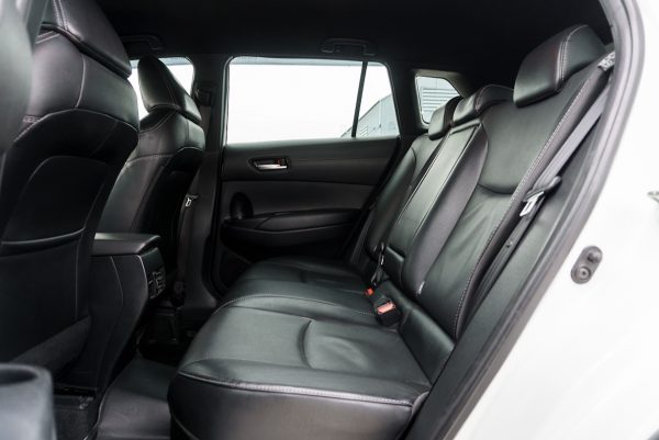 TOYOTA COROLLA CROSS 1.8 HYBRID SMART AT 2022 - Image 14