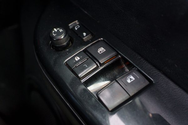 TOYOTA REVO 2.4 E PRERUNNER CAB AT 2018 - Image 18