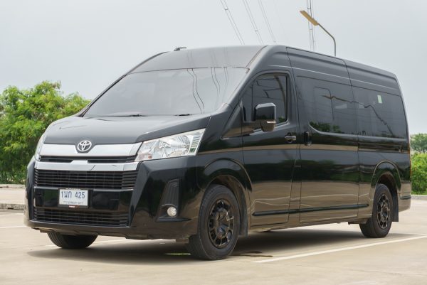 TOYOTA COMMUTER 2.8 DIESEL MT 2019 จด 2020 - Image 3