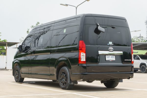 TOYOTA COMMUTER 2.8 DIESEL MT 2019 จด 2020 - Image 7