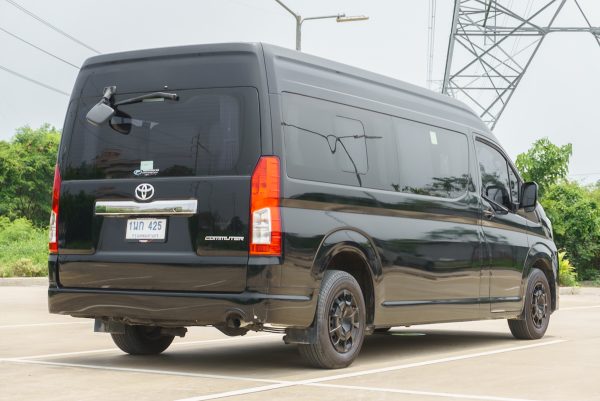 TOYOTA COMMUTER 2.8 DIESEL MT 2019 จด 2020 - Image 9