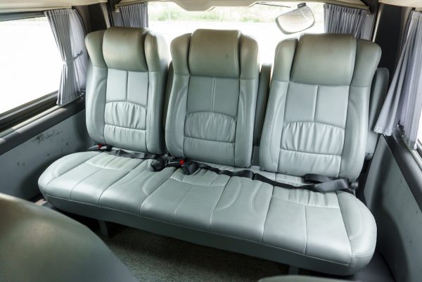 TOYOTA COMMUTER 2.8 DIESEL MT 2019 จด 2020 - Image 14