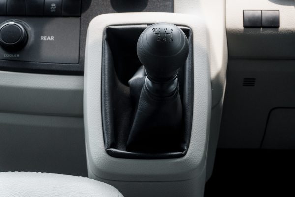 TOYOTA COMMUTER 2.8 DIESEL MT 2019 จด 2020 - Image 24
