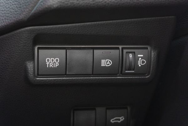 TOYOTA COROLLA CROSS 1.8 HEV PREMIUM LUXURY AT 2024 (5ขญ8391) - Image 24
