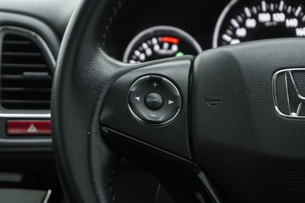 HONDA HR-V 1.8 EL AT 2018 - Image 18