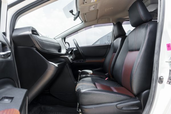 TOYOTA SIENTA 1.5 V AT 2017 จด 2018 - Image 16