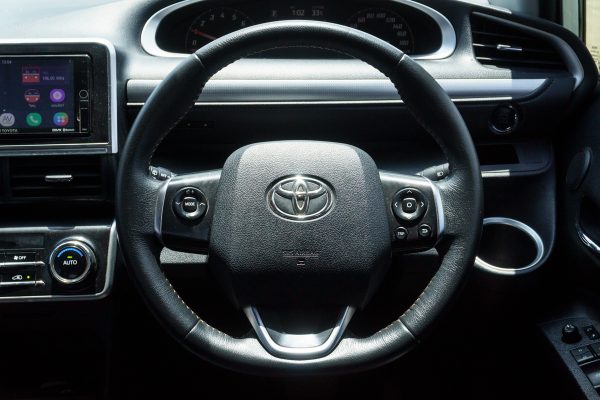 TOYOTA SIENTA 1.5 V AT 2017 จด 2018 - Image 22