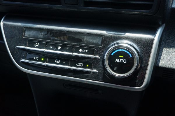 TOYOTA SIENTA 1.5 V AT 2017 จด 2018 - Image 31