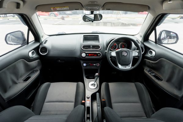 MG 3 1.5 D AT 2017 - Image 15