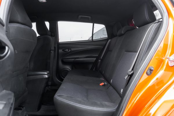 TOYOTA YARIS 1.2 E AT 2019 - Image 13
