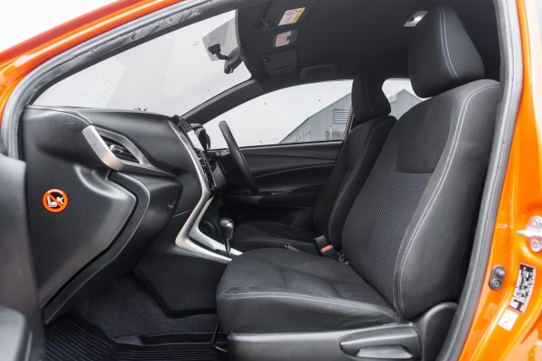 TOYOTA YARIS 1.2 E AT 2019 - Image 14