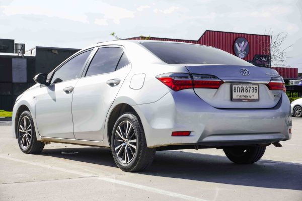TOYOTA ALTIS 1.6 G AT 2018 จด 2019 (8กด8736) - Image 8