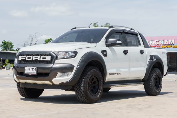 FORD RANGER DUAL CAB 2.2 HI-RIDER WILDTRAK AT 2017 จด 2018 - Image 3