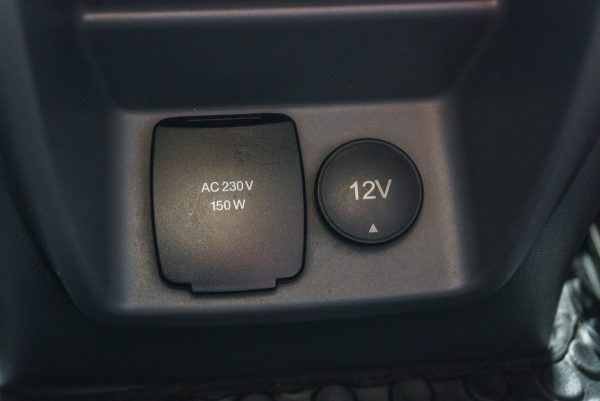 FORD RANGER DUAL CAB 2.2 HI-RIDER WILDTRAK AT 2017 จด 2018 - Image 16