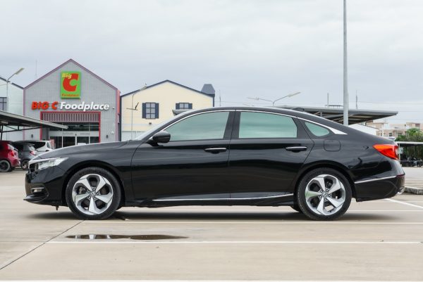 HONDA ACCORD 2.0 HYBRID TECH AT 2021 (9กด1812) - Image 7