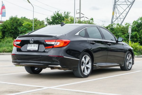 HONDA ACCORD 2.0 HYBRID TECH AT 2021 (9กด1812) - Image 10