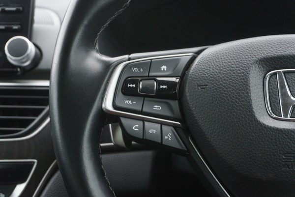 HONDA ACCORD 2.0 HYBRID TECH AT 2021 (9กด1812) - Image 21