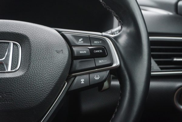 HONDA ACCORD 2.0 HYBRID TECH AT 2021 (9กด1812) - Image 22