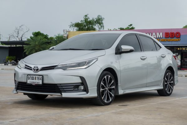 TOYOTA ALTIS 1.8 ESPORT OPTION AT 2019 - Image 3