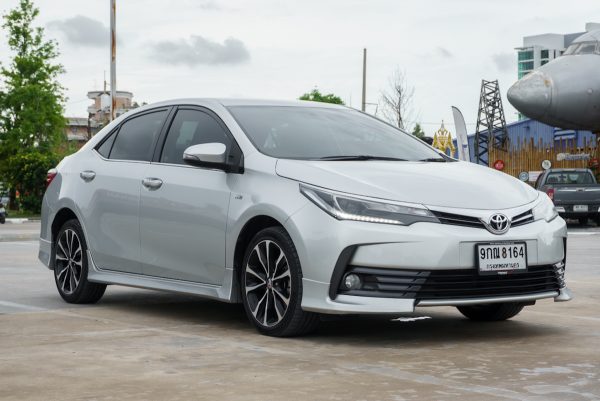 TOYOTA ALTIS 1.8 ESPORT OPTION AT 2019 - Image 5