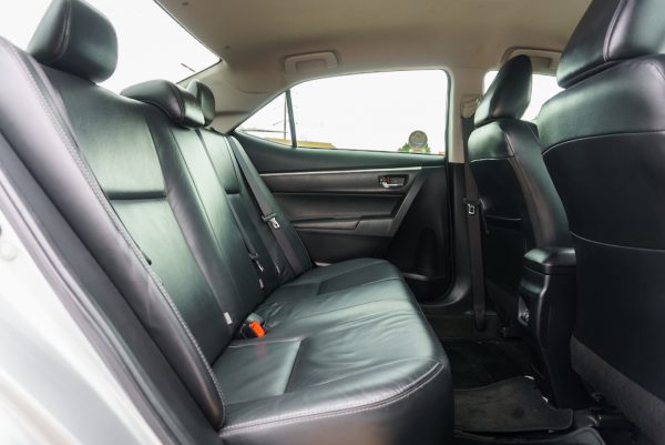 TOYOTA ALTIS 1.8 ESPORT OPTION AT 2019 - Image 13