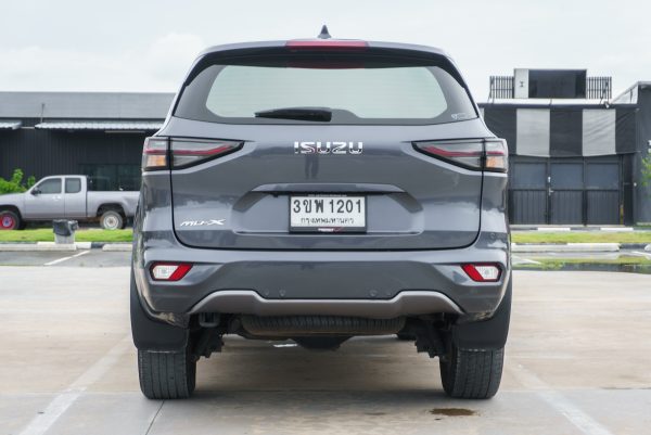 ISUZU MU-X 1.9 ELEGANT AT 2022 - Image 9